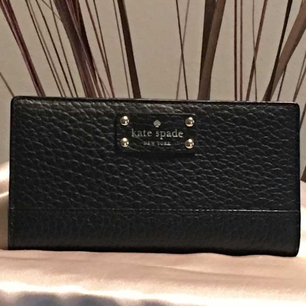 Kate Spade Leather Wallet - Picture 1 of 6